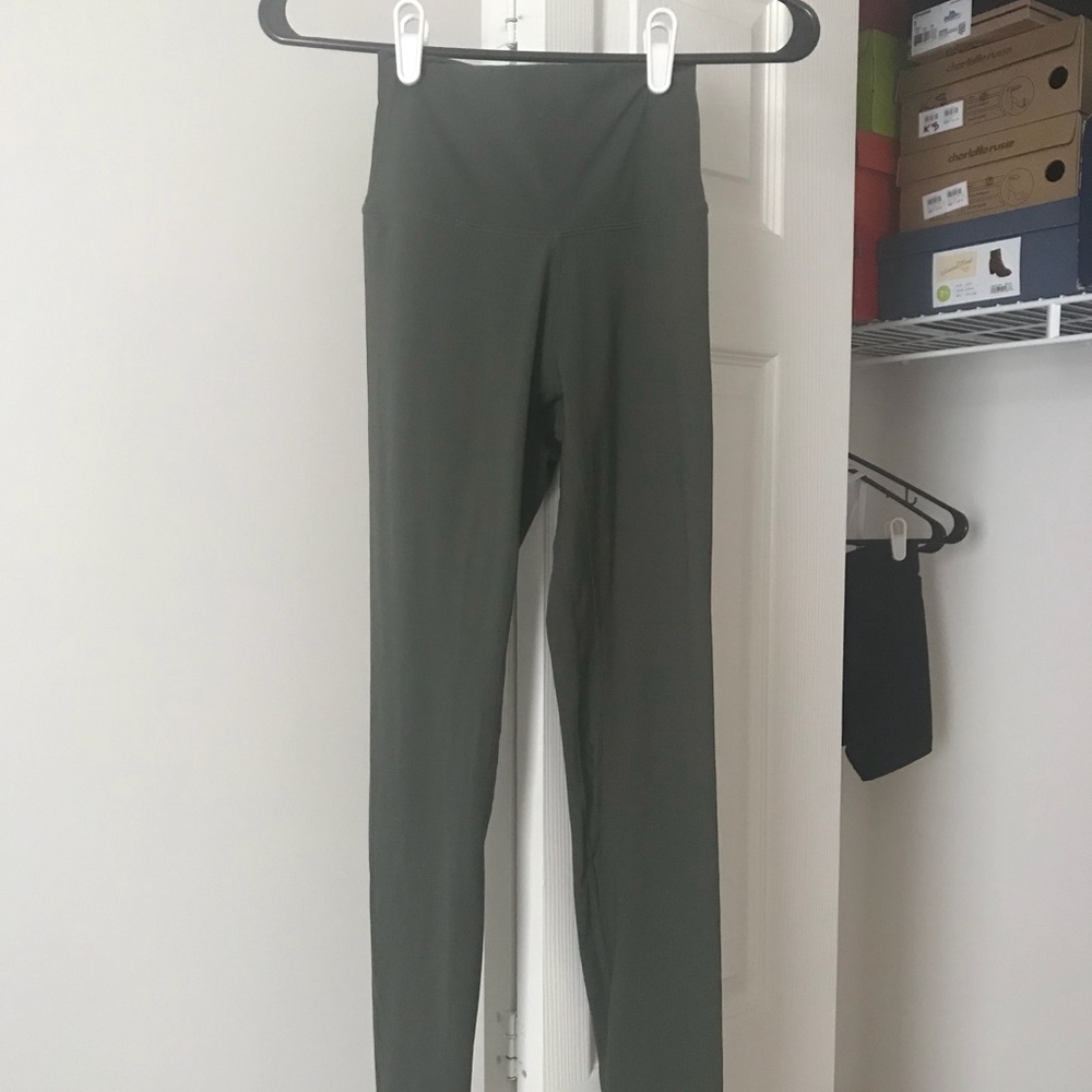 Colorfulkoala leggings